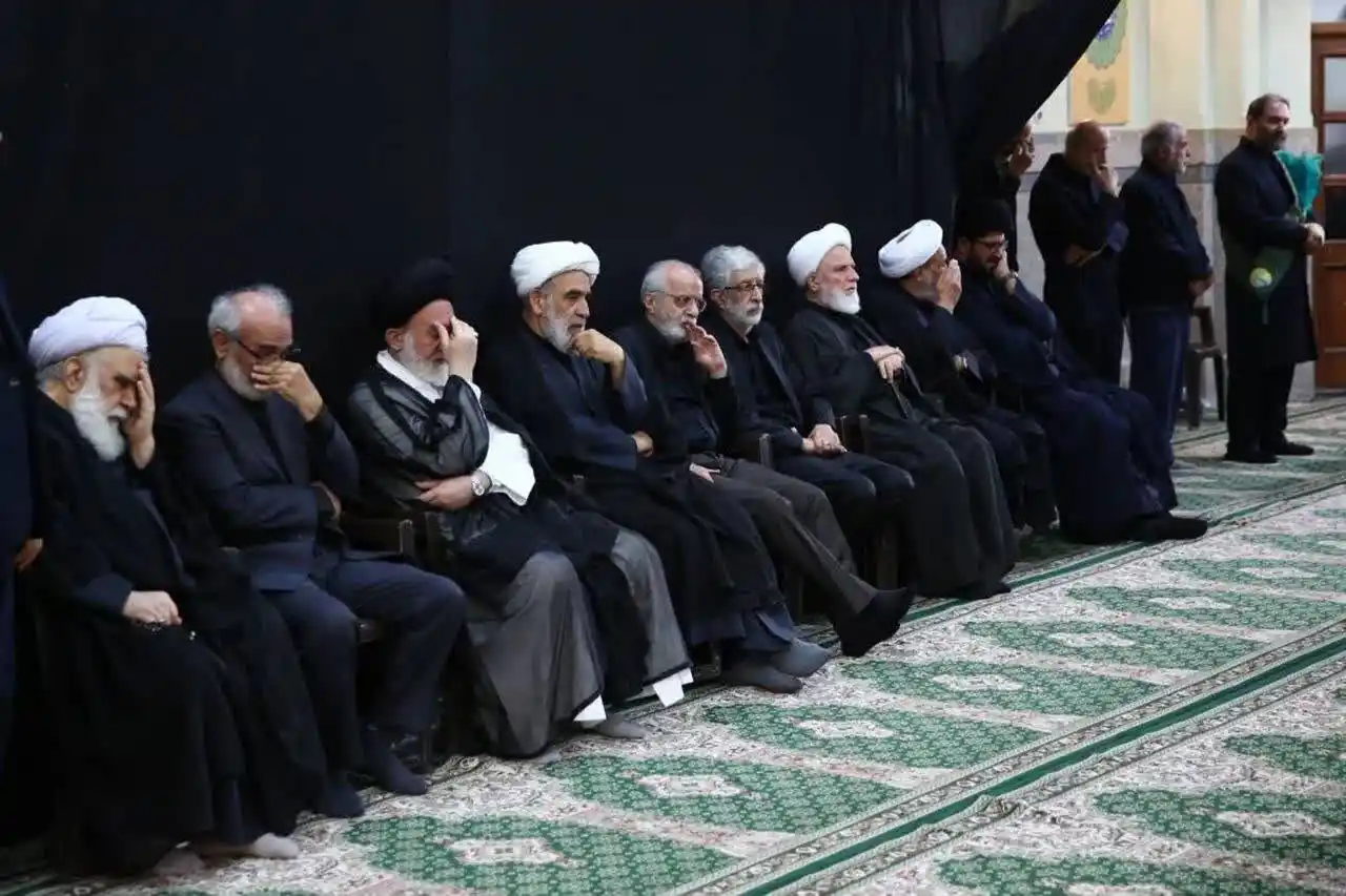 مجلس یادبود شهدای خانوادهٔ امام شهید – اولین روز - 4