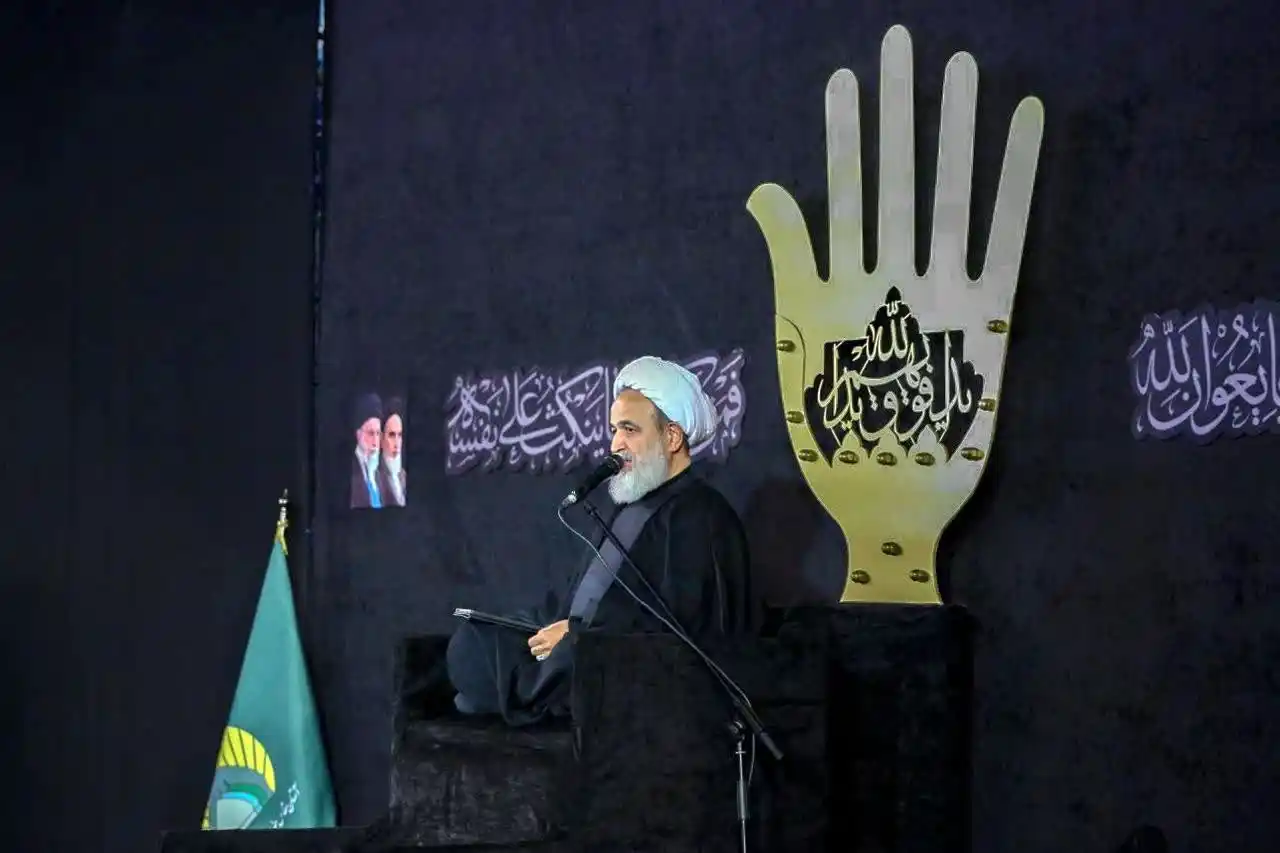 مجلس یادبود شهدای خانوادهٔ امام شهید – اولین روز - 5