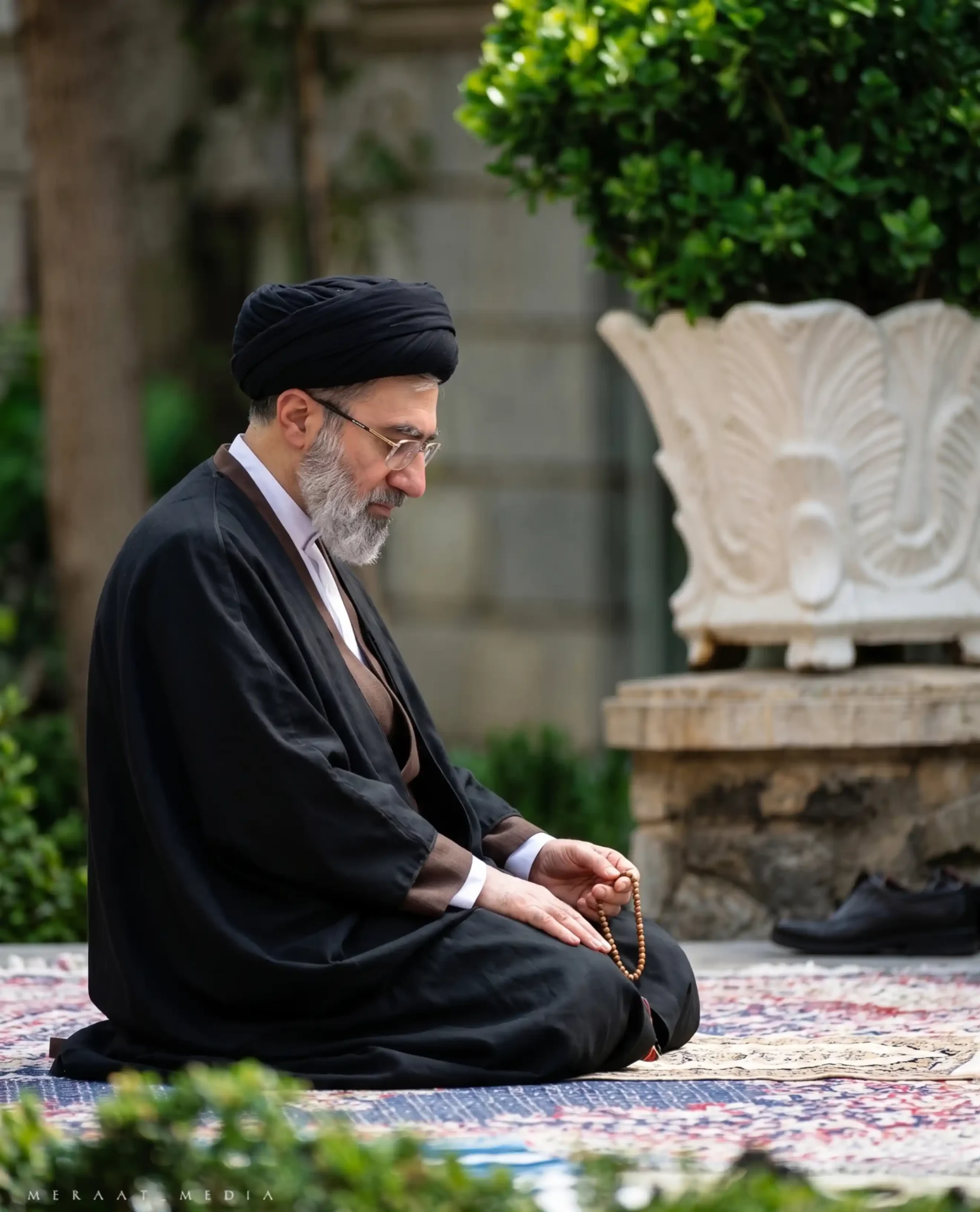 انا علی العهدی سید مجتبیٰ - 1
